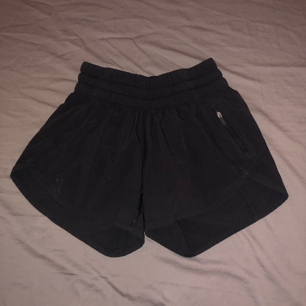 Lulu shorts size 2 length 4in